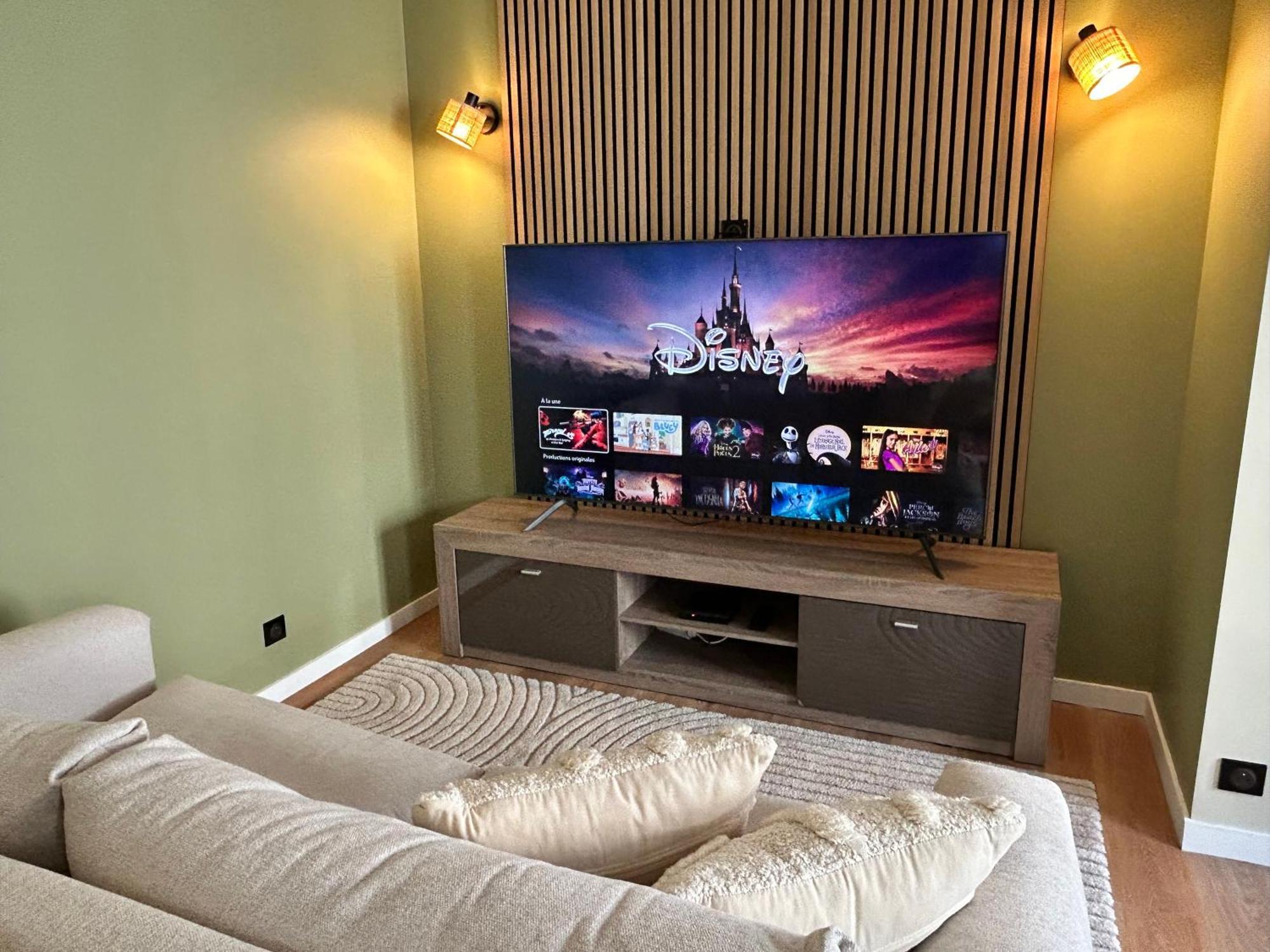 Sweet And Comfy In Hyper City Center With Netflix, Prime And Disney Plus Included Noisy-le-Grand Dış mekan fotoğraf