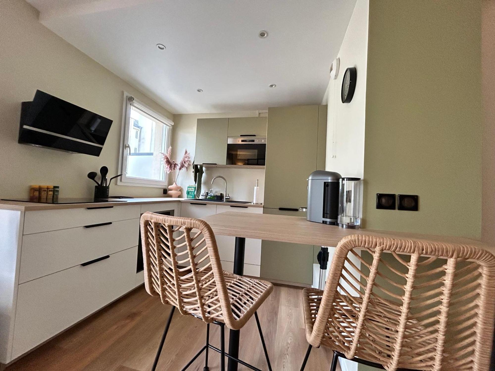Sweet And Comfy In Hyper City Center With Netflix, Prime And Disney Plus Included Noisy-le-Grand Dış mekan fotoğraf